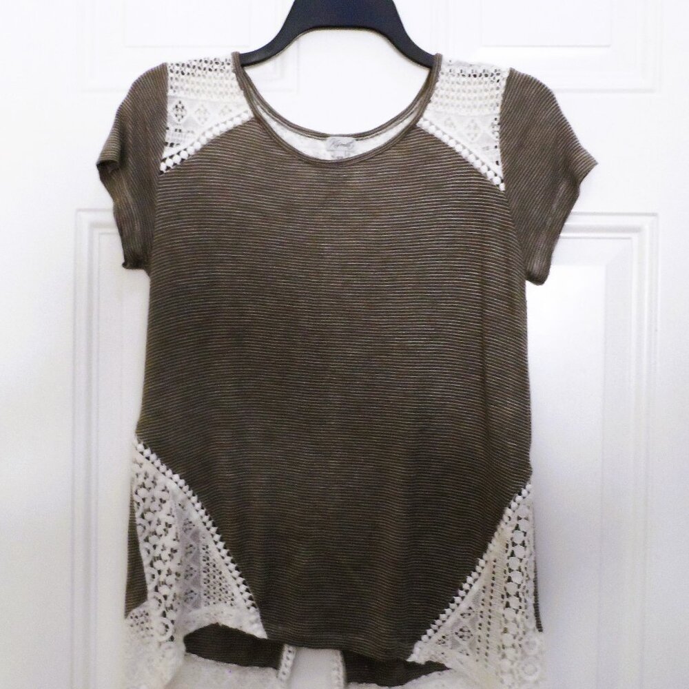 Kismel - T-shirt with Crocheted details, 96%- rayon, size M-$15